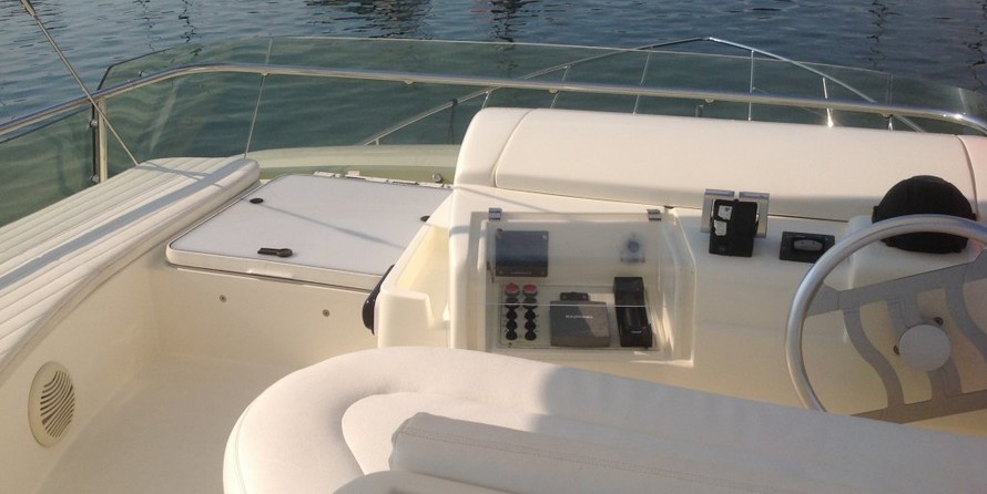 Ferretti 460