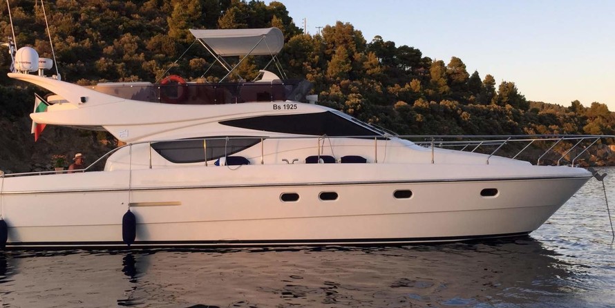 Ferretti 460