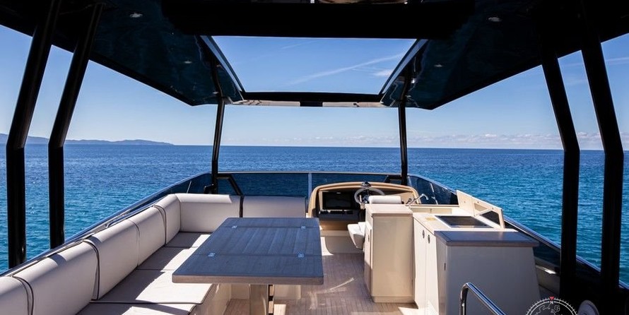 Monte Carlo Yachts 6 Fly