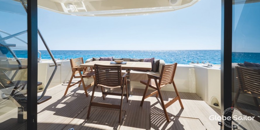 Monte Carlo Yachts 6 Fly