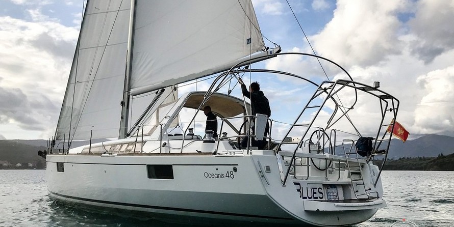 Beneteau Oceanis 48