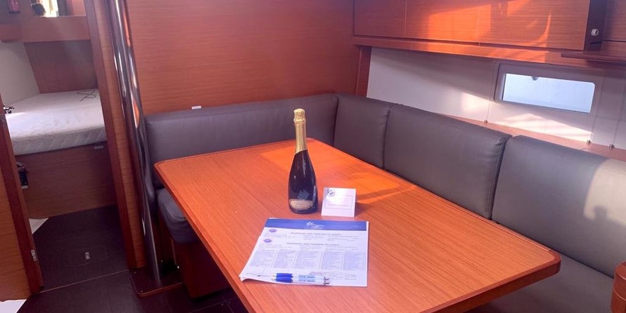 Dufour 390 Grand Large