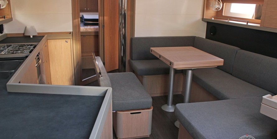 Beneteau Oceanis 45