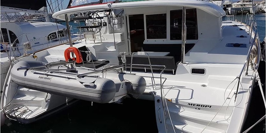 Lagoon 400