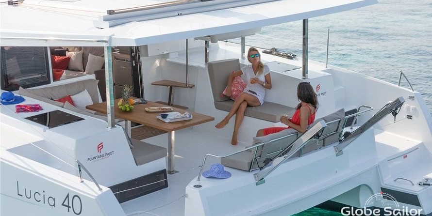 Fountaine Pajot Lucia 40