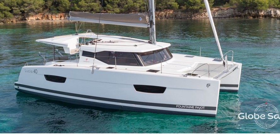 Fountaine Pajot Lucia 40