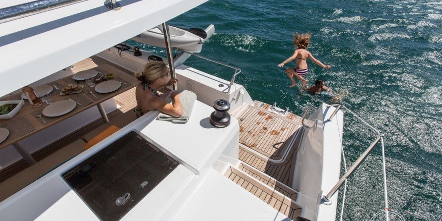 Fountaine Pajot Helia 44