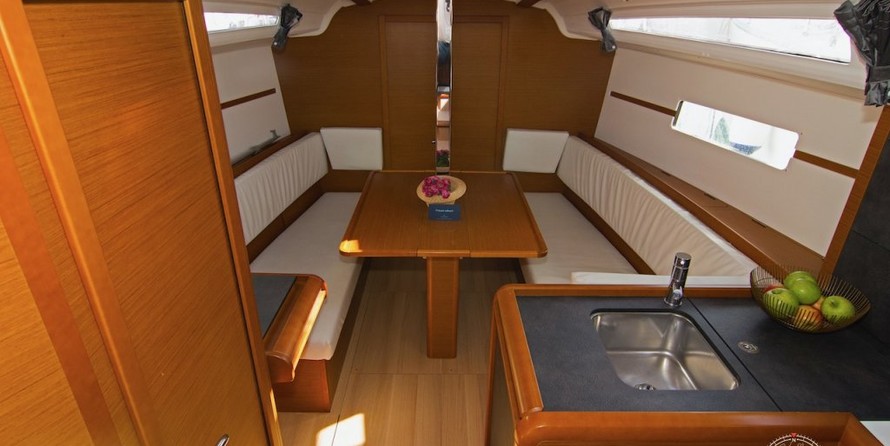 Jeanneau Sun Odyssey 349
