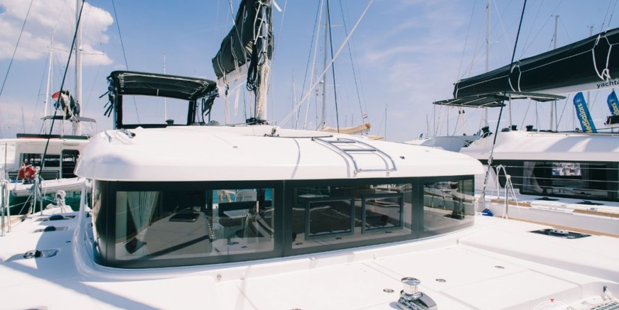 Lagoon 39