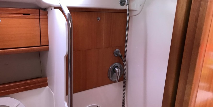 Bavaria 42 Cruiser