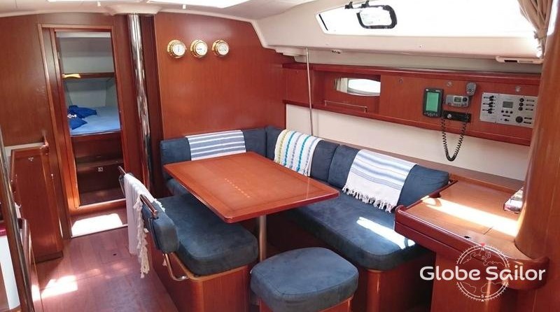 Beneteau Oceanis 43