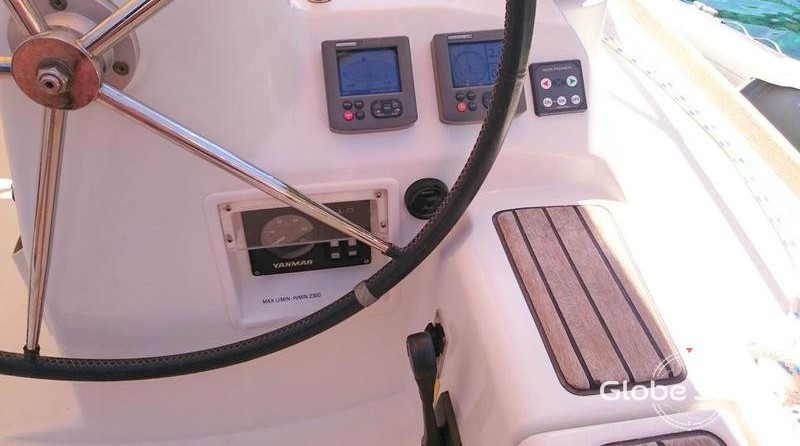 Beneteau Oceanis 43