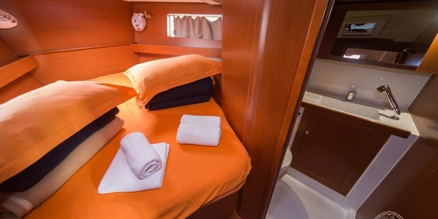 Beneteau Oceanis 41.1