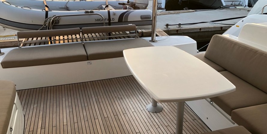 Lagoon 50