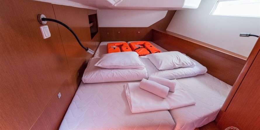Beneteau Oceanis 45