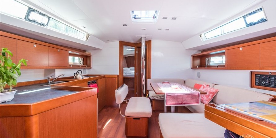 Beneteau Oceanis 45