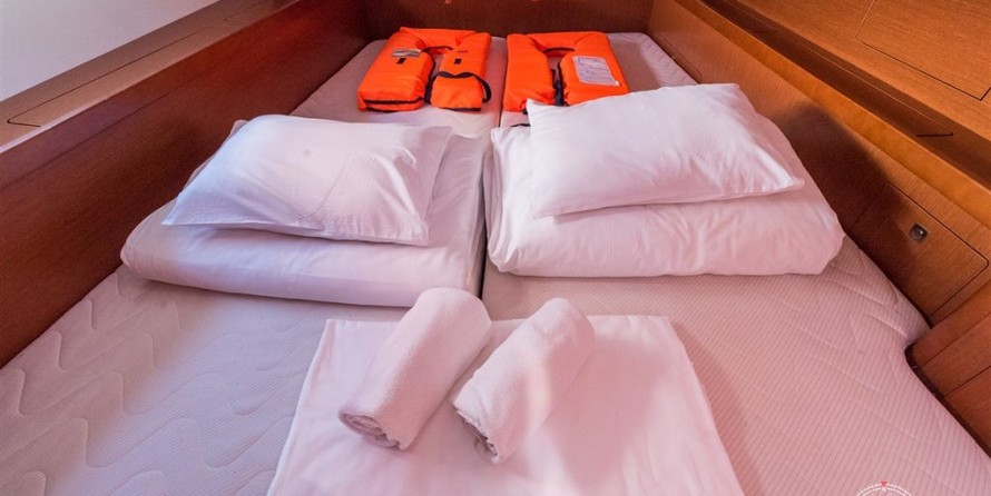 Beneteau Oceanis 45