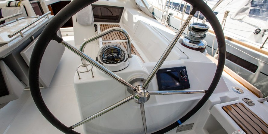 Beneteau Oceanis 48