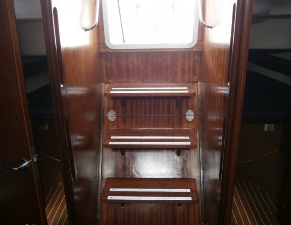 Bavaria 47