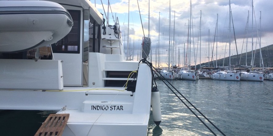 Bali catamarans 4.0 lounge