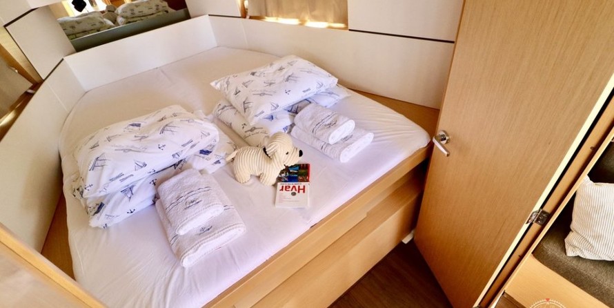 Beneteau Oceanis 38.1