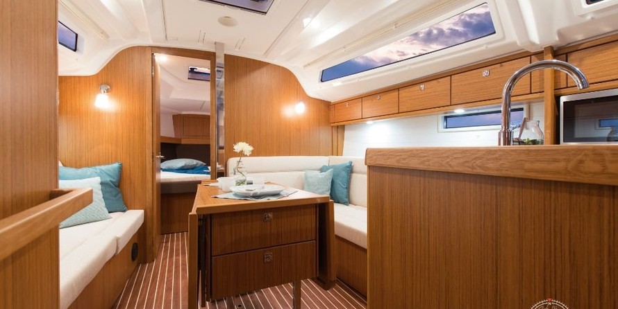 Bavaria 37 Cruiser
