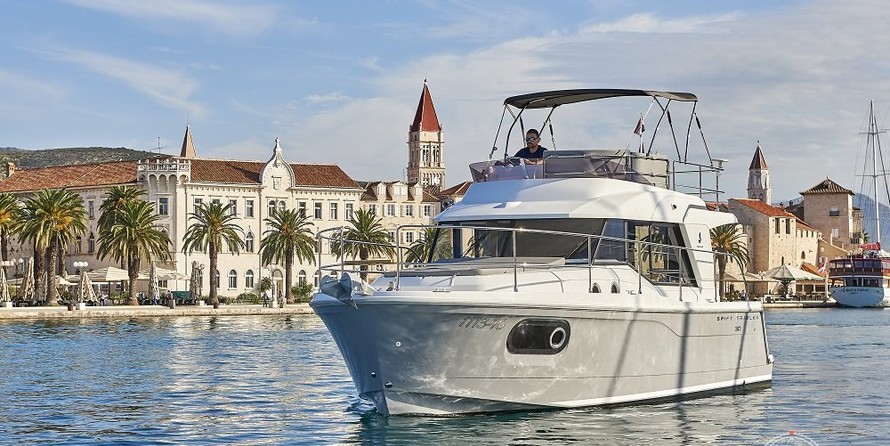 Beneteau Swift Trawler 30