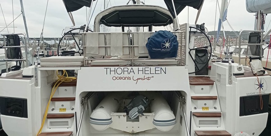 Beneteau Oceanis Yacht 62