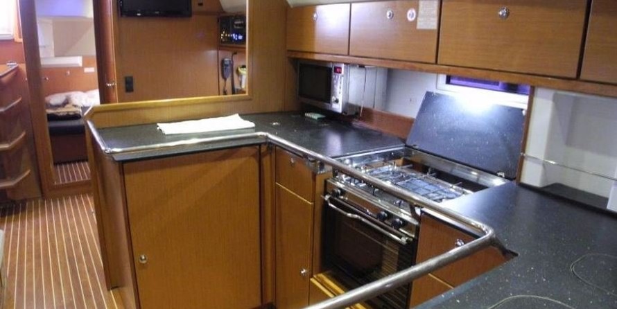 Bavaria Cruiser 50