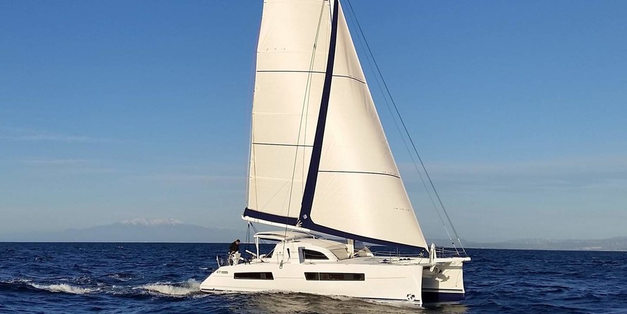 Catana 47