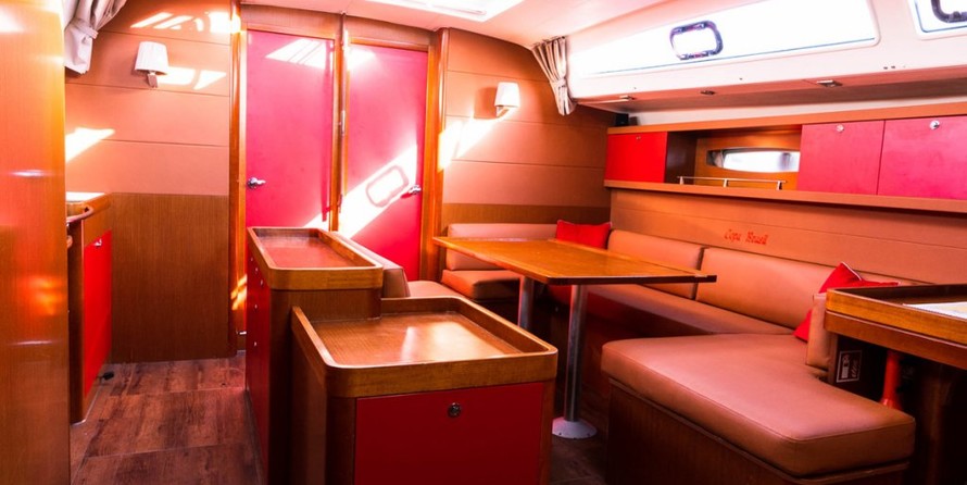 Beneteau Oceanis 50 Family