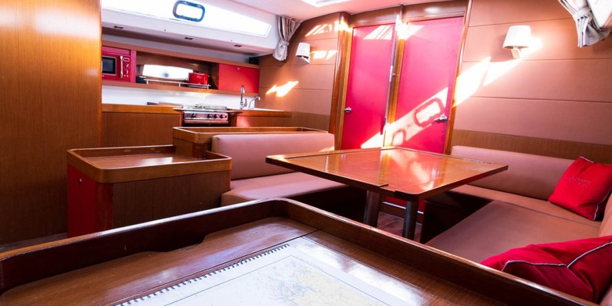 Beneteau Oceanis 50 Family