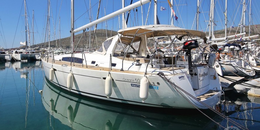 Beneteau Oceanis 50 Family