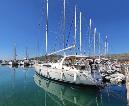 Beneteau Oceanis 50 Family