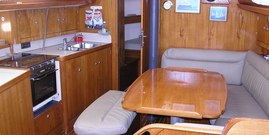Jeanneau Sun Odyssey 37.1