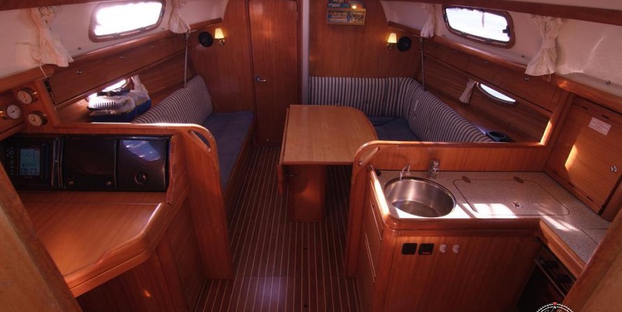 Bavaria 33 Cruiser