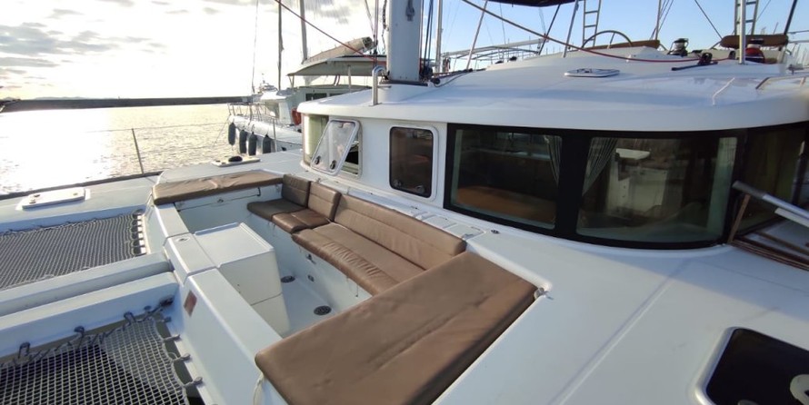 Lagoon 440