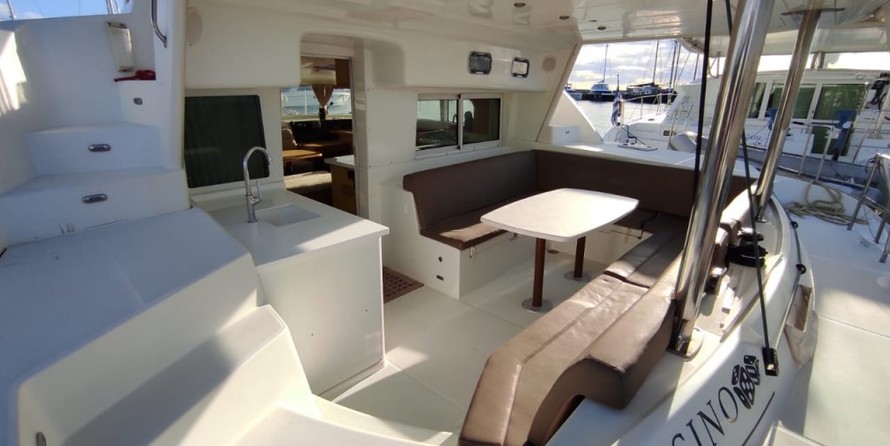 Lagoon 440