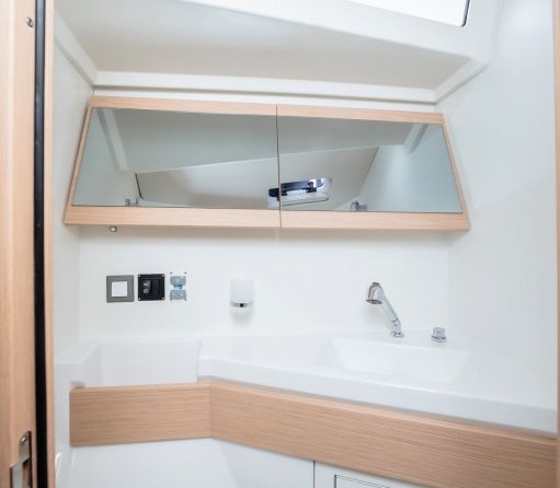 Beneteau Oceanis 46.1