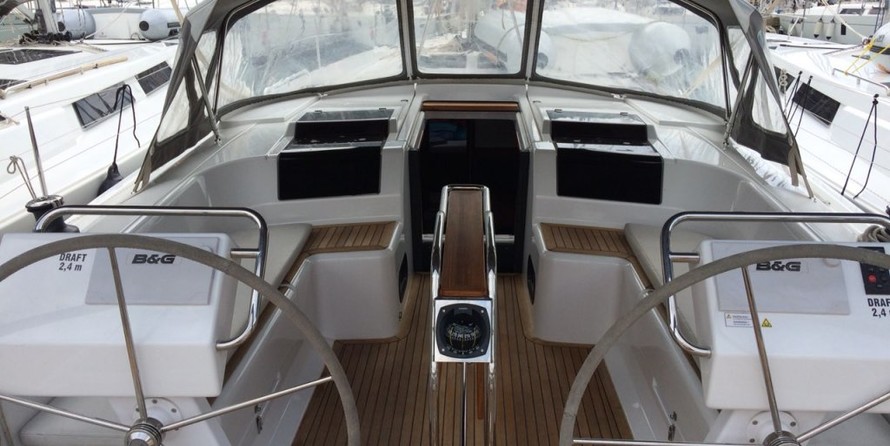 Hanse 455