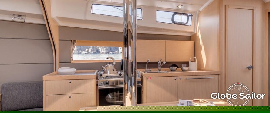 Beneteau Oceanis 38