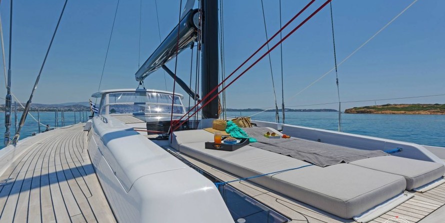 Hanse 675
