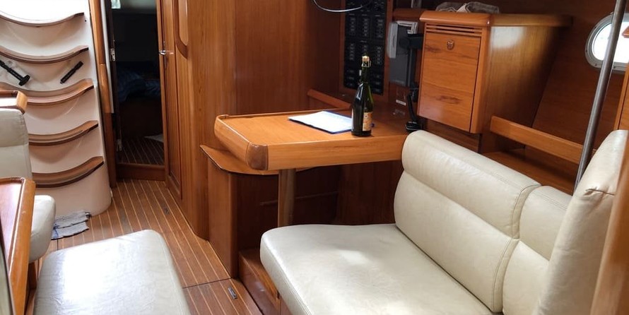 Jeanneau Sun Odyssey 43