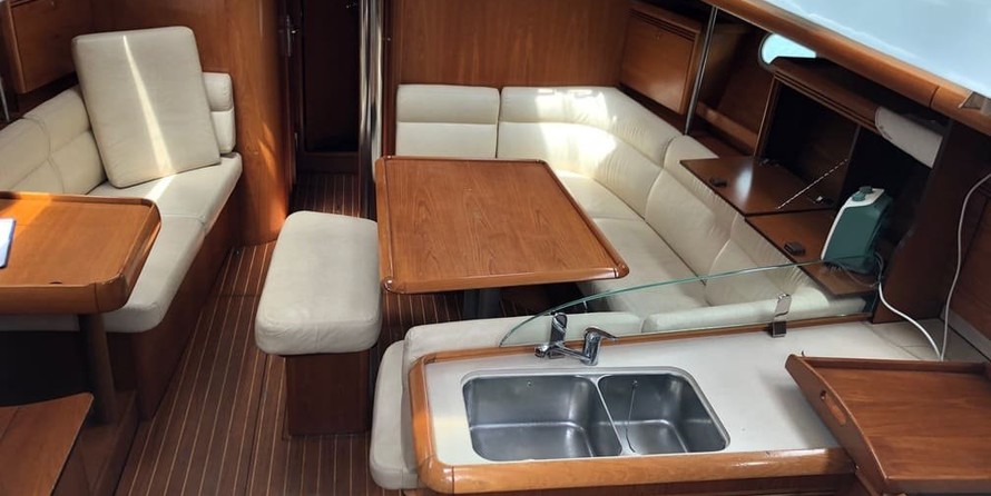 Jeanneau Sun Odyssey 43