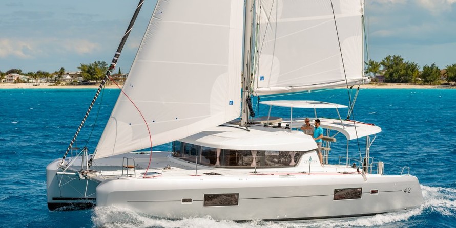 Lagoon 42