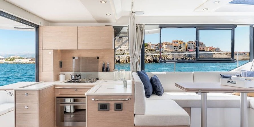 Swift Trawler 41 Fly