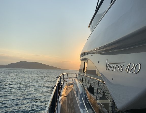 Bavaria Virtess 420 Fly