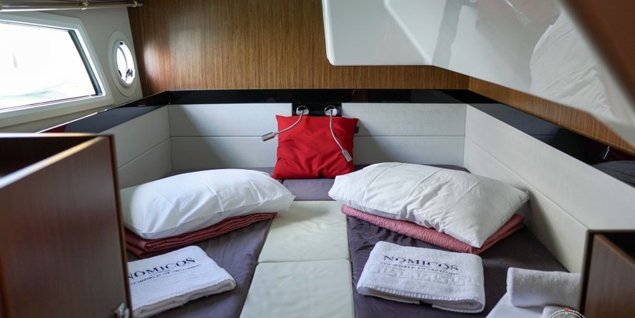 Bavaria Virtess 420 Fly