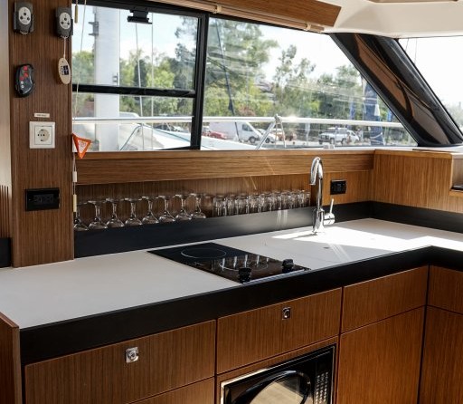 Bavaria Virtess 420 Fly