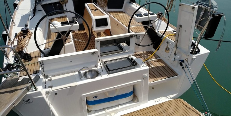 Dufour 360 Grand Large